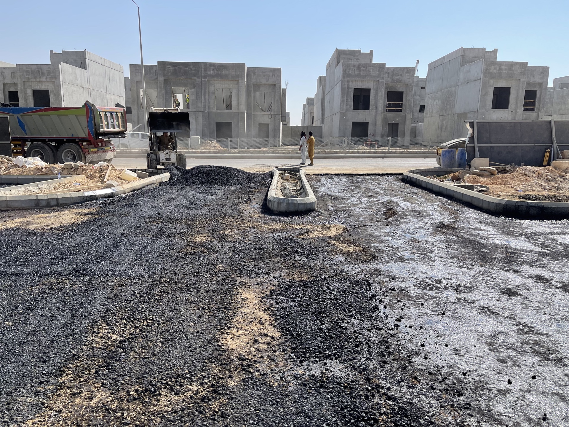 أعمال الرصف الأسفلتي البارد