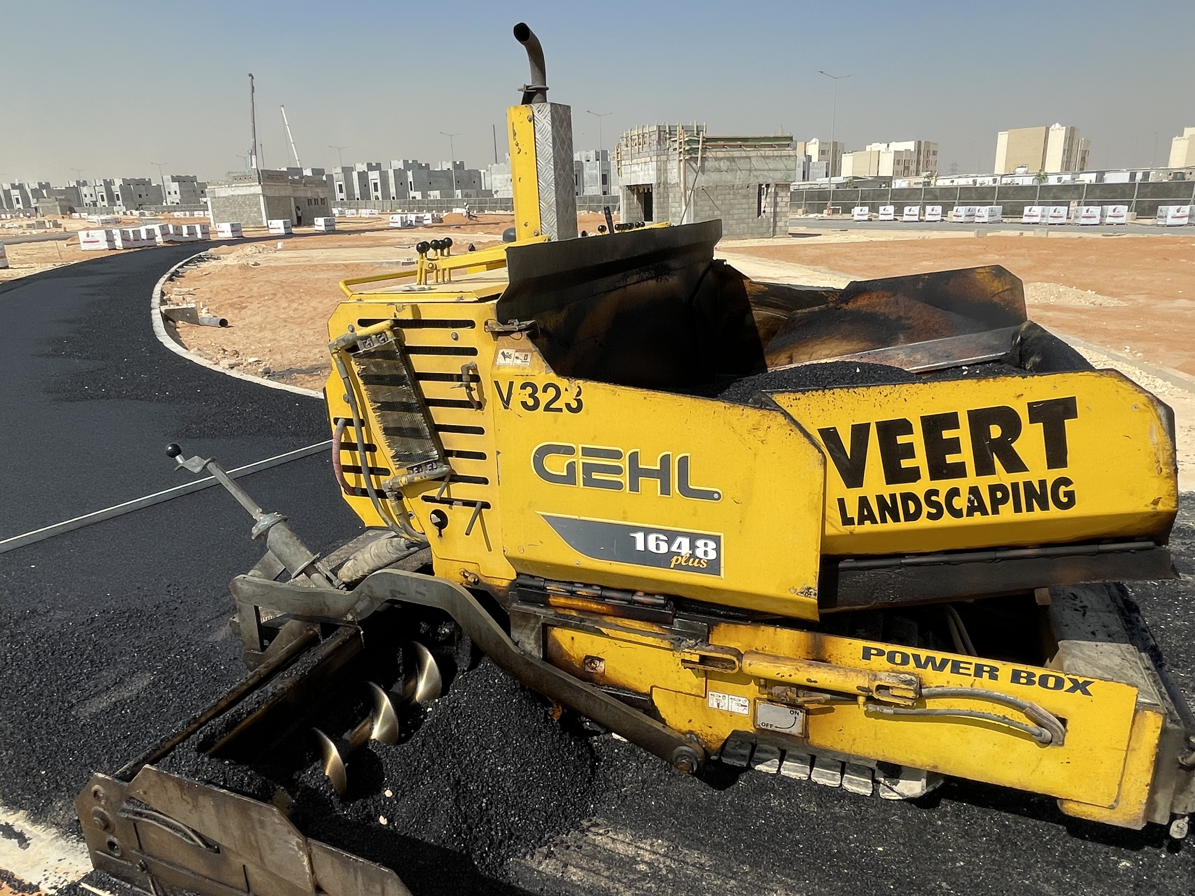 مشروع مجمع سكني - مراحل البناء المتقدمة