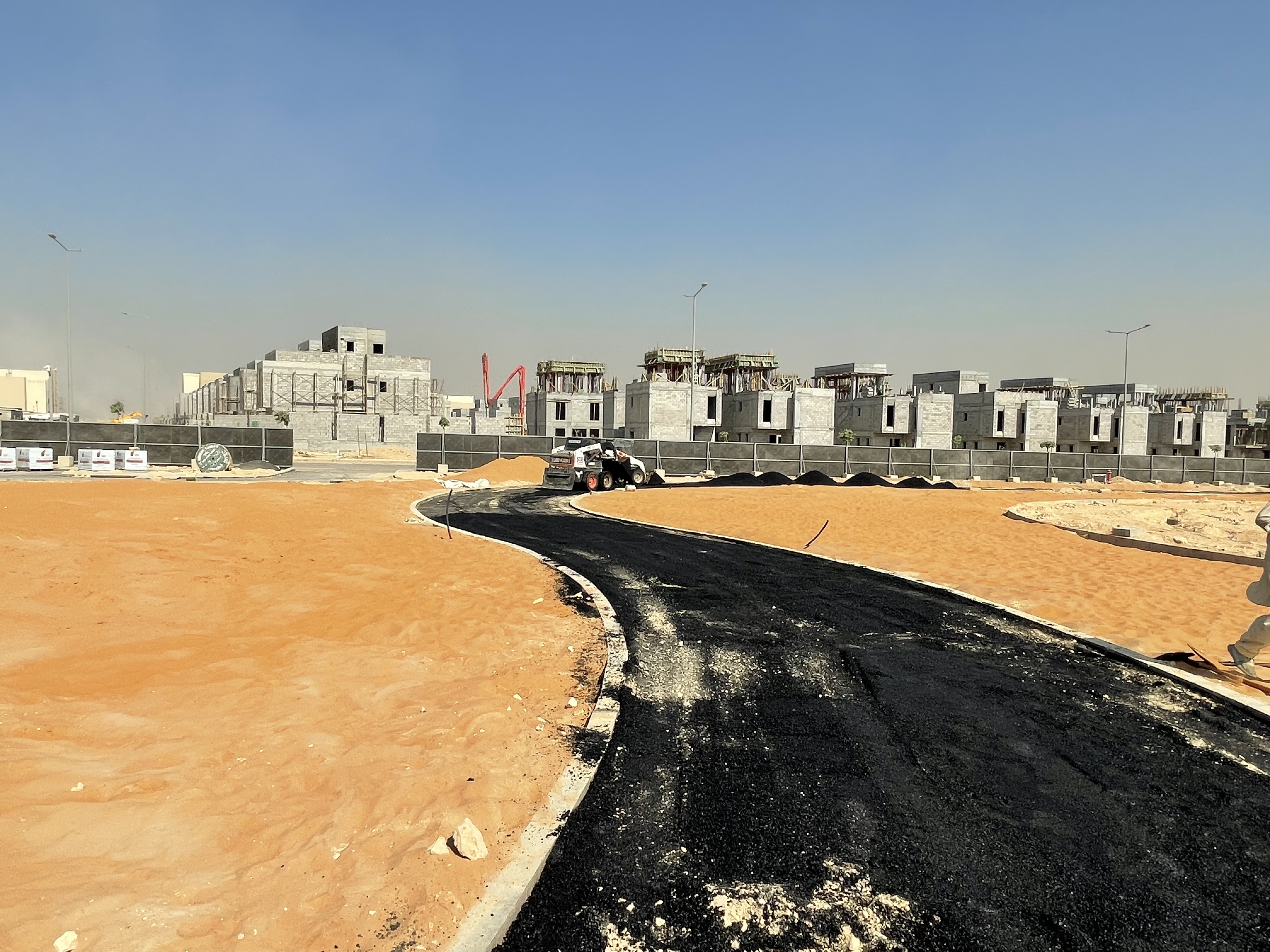 مشروع مجمع سكني - الطرق الداخلية